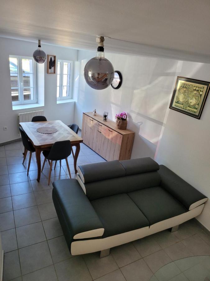 Meuble Duplex T3. Apartment *