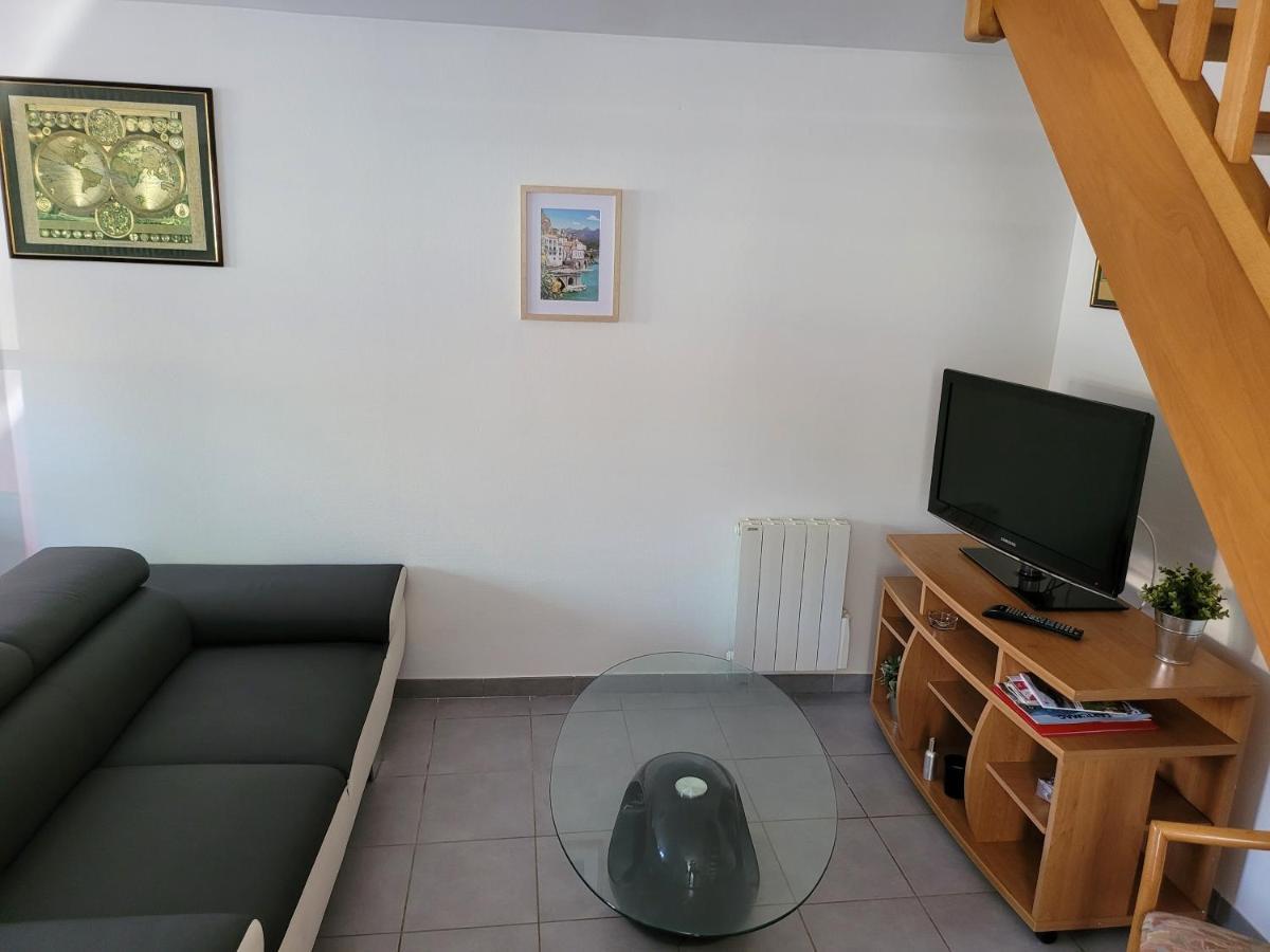 Apartment Meuble Duplex T3. *